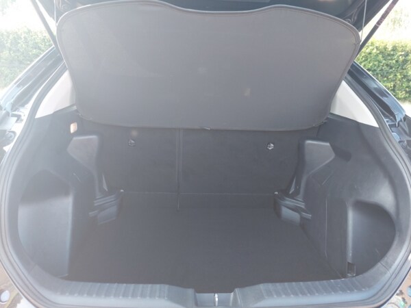 Used Toyota Yaris Cross 2022 for sale - 75595233: Photo 8