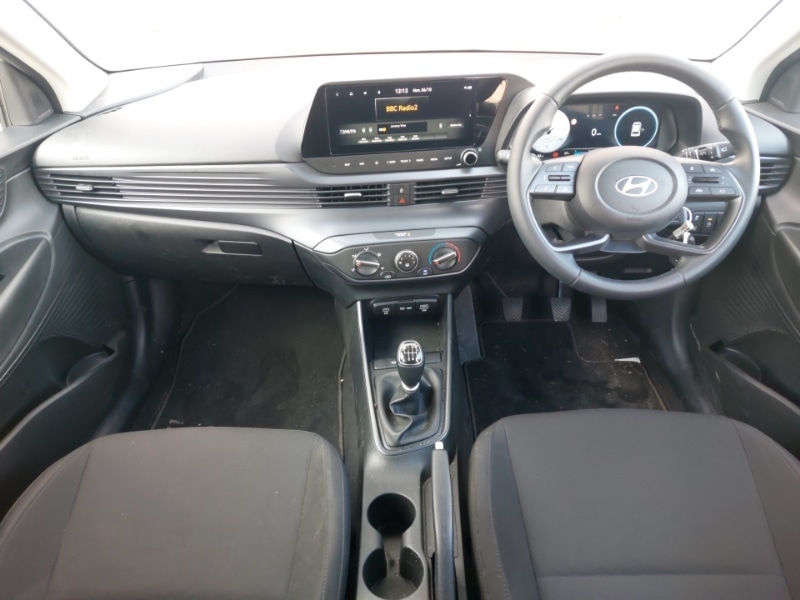 Used Hyundai i20 2024 for sale - 76187966: Photo 2