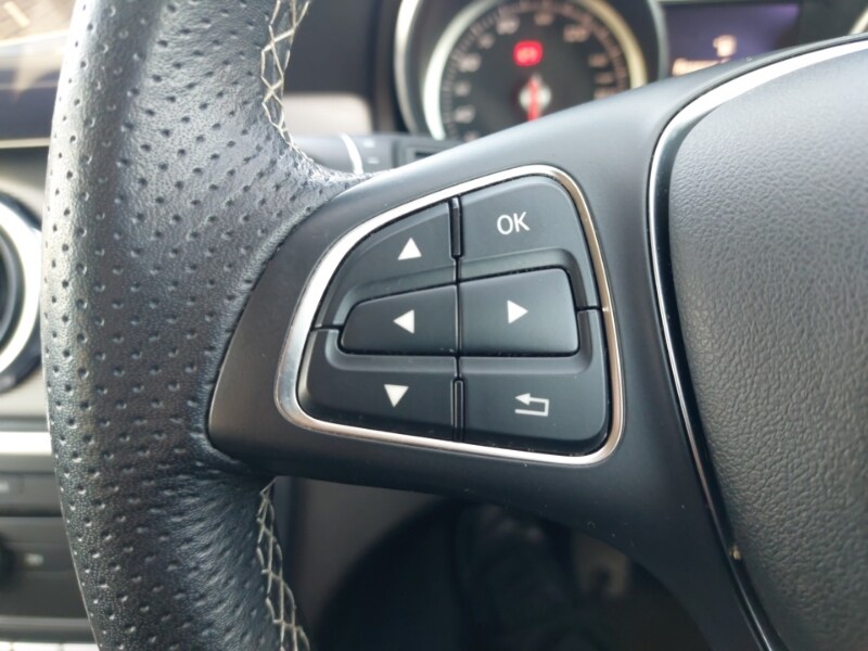 Used Mercedes-Benz GLA 2018 for sale - 77974940: Photo 13