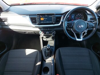 Used Kia Stonic 2018 for sale - 78093860: Photo