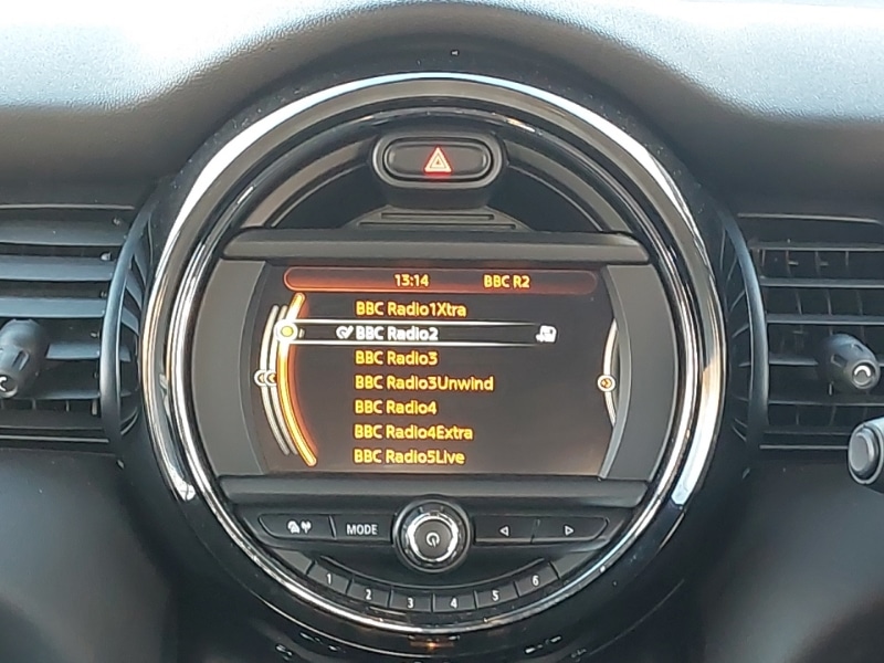 Used MINI Hatch 2018 for sale - 76533228: Photo 11