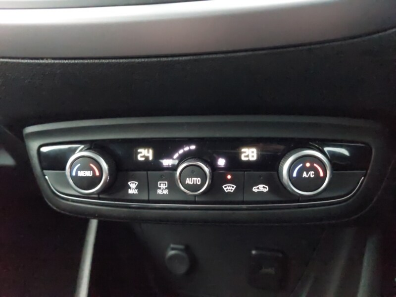 Used Vauxhall Crossland X 2018 for sale - 77299701: Photo 18