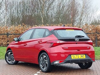 Used Hyundai i20 2022 for sale - 77690100: Photo