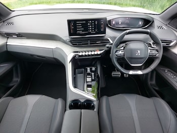 Used Peugeot 5008 2023 for sale - 78642716: Photo