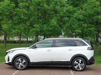 Used Peugeot 5008 2023 for sale - 78642716: Photo