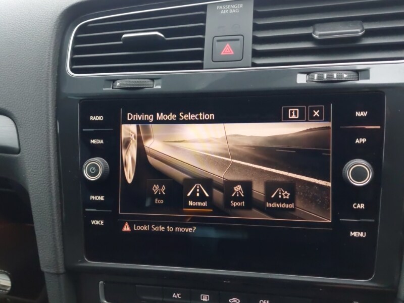 Used Volkswagen Golf 2019 for sale - 77644378: Photo 16