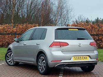 Used Volkswagen Golf 2019 for sale - 77644378: Photo