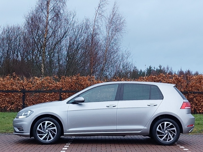 Used Volkswagen Golf 2019 for sale - 77644378: Photo 4