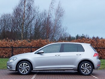 Used Volkswagen Golf 2019 for sale - 77644378: Photo