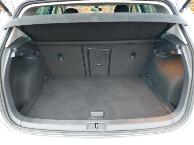 Used Volkswagen Golf 2019 for sale - 77644378: Photo 8