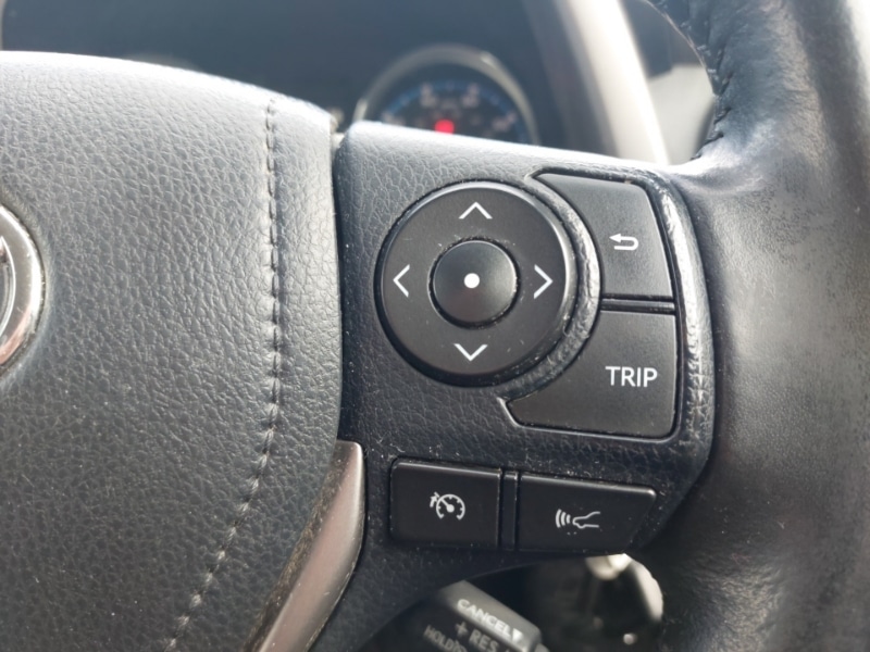 Used Toyota RAV4 2017 for sale - 77695031: Photo 12