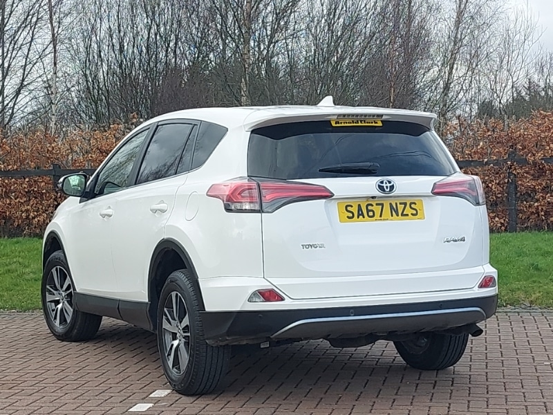 Used Toyota RAV4 2017 for sale - 77695031: Photo 3