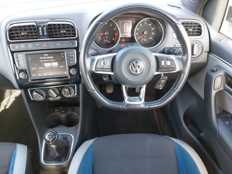 Used Volkswagen Polo 2015 for sale - 78085332: Photo 7