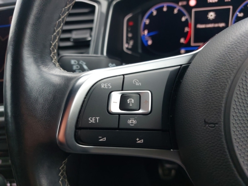 Used Volkswagen T-Roc 2021 for sale - 77467111: Photo 13