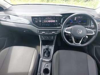 Used Volkswagen Polo 2024 for sale - 78940816: Photo
