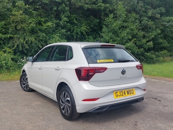 Used Volkswagen Polo 2024 for sale - 78940816: Photo