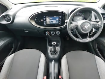 Used Toyota Aygo X 2023 for sale - 76145324: Photo