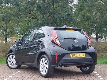 Used Toyota Aygo X 2023 for sale - 76145324: Photo