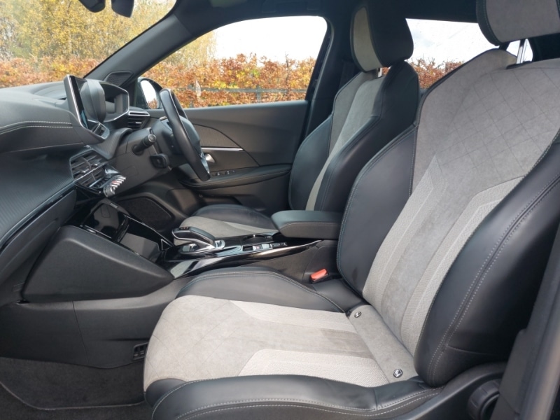 Used Peugeot 2008 2021 for sale - 76543762: Photo 5