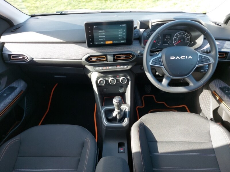 Used Dacia Sandero Stepway 2023 for sale - 77717216: Photo 2