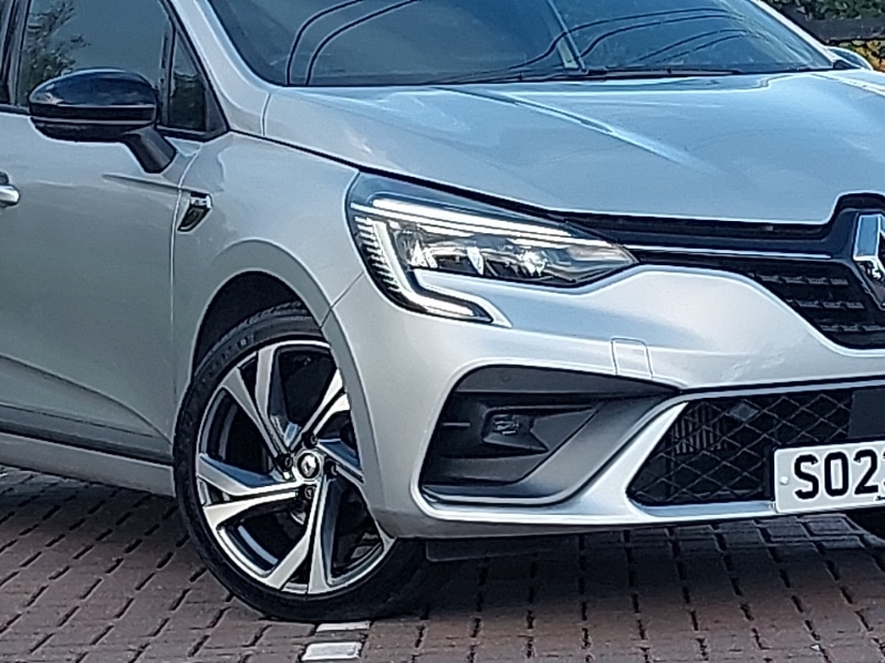 Used Renault Clio 2023 for sale - 76348240: Photo 9