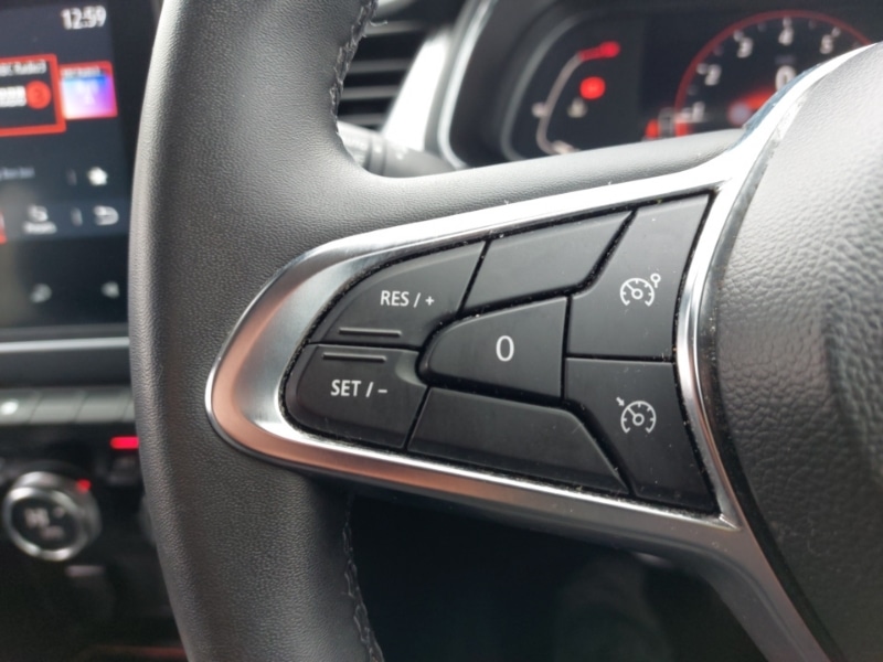 Used Renault Captur 2022 for sale - 77881839: Photo 13