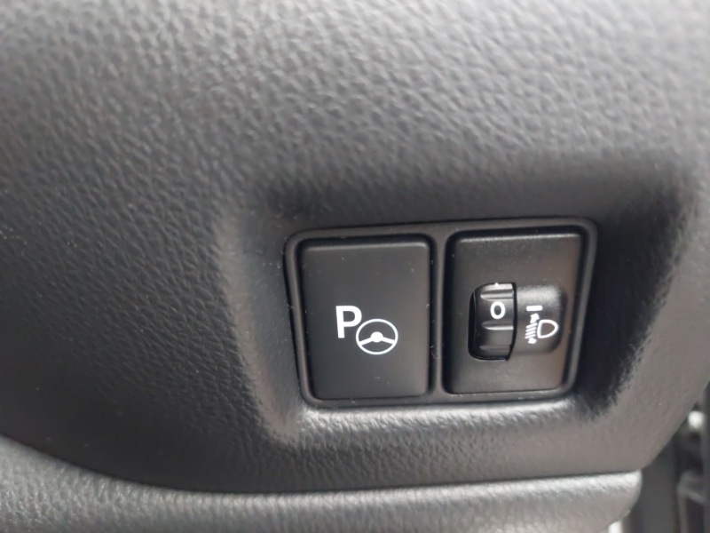 Used Toyota C-HR 2019 for sale - 76566867: Photo 19