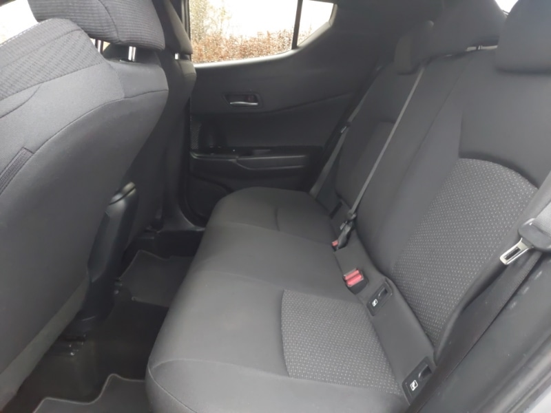 Used Toyota C-HR 2019 for sale - 76566867: Photo 6