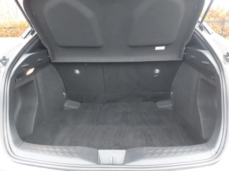 Used Toyota C-HR 2019 for sale - 76566867: Photo 8