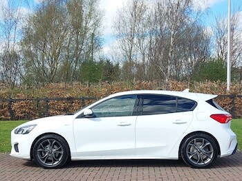 Used Ford Focus 2020 for sale - 78179015: Photo