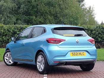 Used Renault Clio 2021 for sale - 79686167: Photo