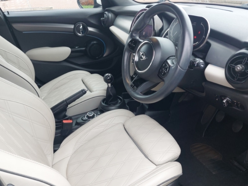 Used MINI Hatch 2021 for sale - 76708117: Photo 19