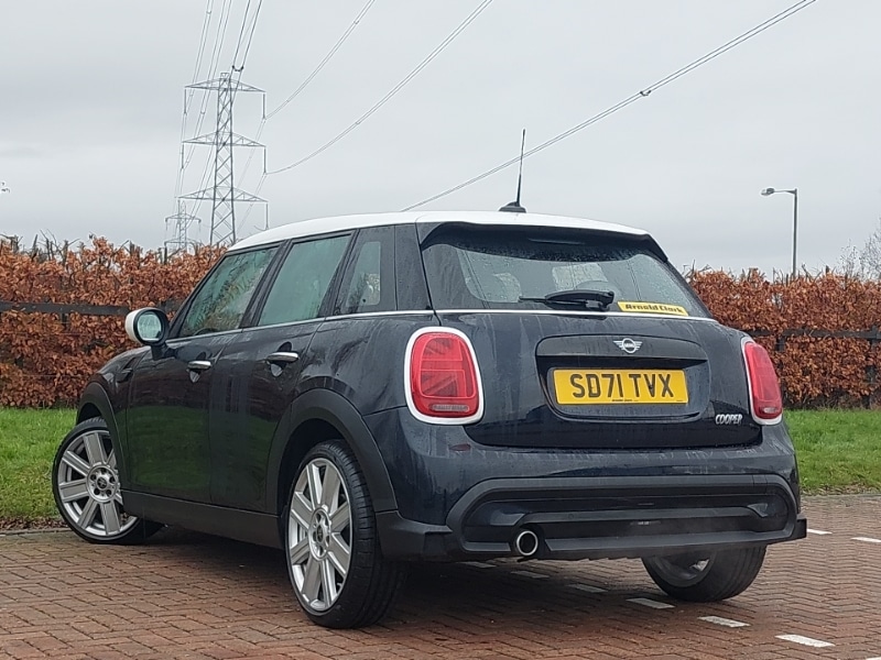 Used MINI Hatch 2021 for sale - 76708117: Photo 3