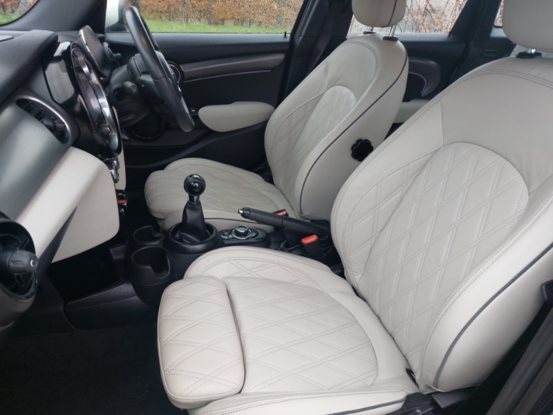 Used MINI Hatch 2021 for sale - 76708117: Photo 5