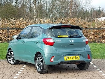 Used Hyundai i10 2023 for sale - 78041180: Photo
