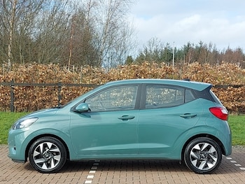 Used Hyundai i10 2023 for sale - 78041180: Photo