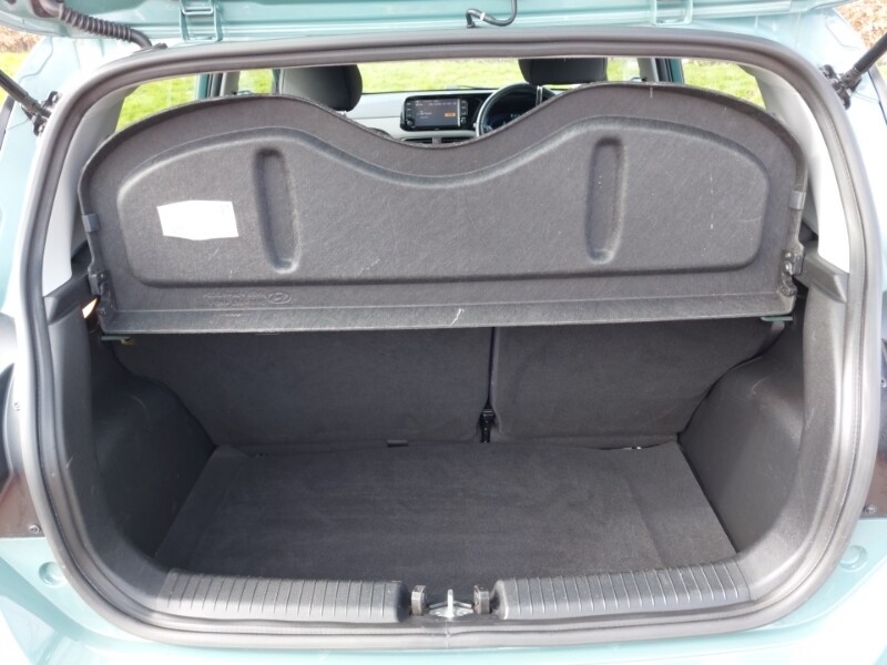 Used Hyundai i10 2023 for sale - 78041180: Photo 8