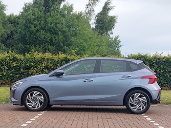 Used Hyundai i20 2024 for sale - 79056228: Photo