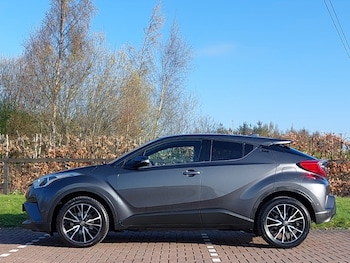 Used Toyota C-HR 2017 for sale - 78660946: Photo