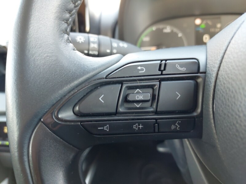 Used Toyota Yaris 2023 for sale - 78113660: Photo 12