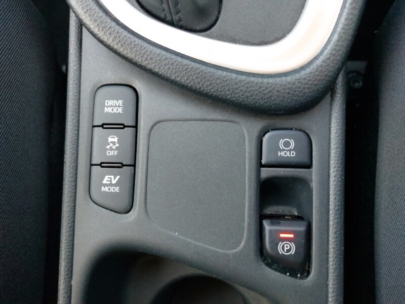 Used Toyota Yaris 2023 for sale - 78113660: Photo 18