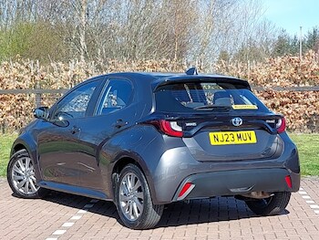 Used Toyota Yaris 2023 for sale - 78113660: Photo