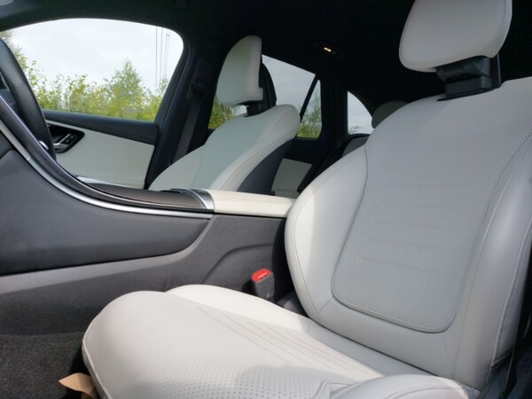 Used Mercedes-Benz GLC 2023 for sale - 75668940: Photo 5