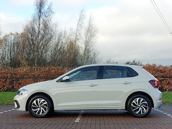 Used Volkswagen Polo 2023 for sale - 76906908: Photo