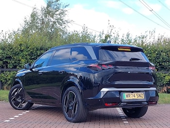 Used Peugeot 5008 2024 for sale - 75989111: Photo
