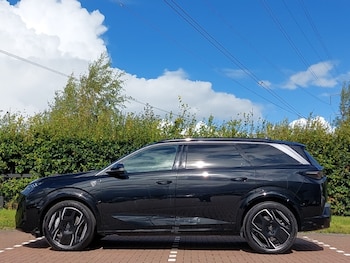 Used Peugeot 5008 2024 for sale - 75989111: Photo