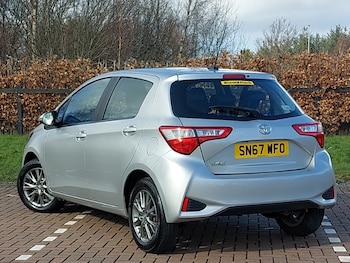 Used Toyota Yaris 2017 for sale - 78611697: Photo