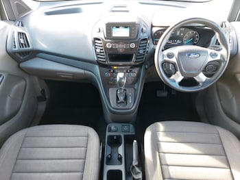 Used Ford Grand Tourneo Connect 2020 for sale - 75953680: Photo