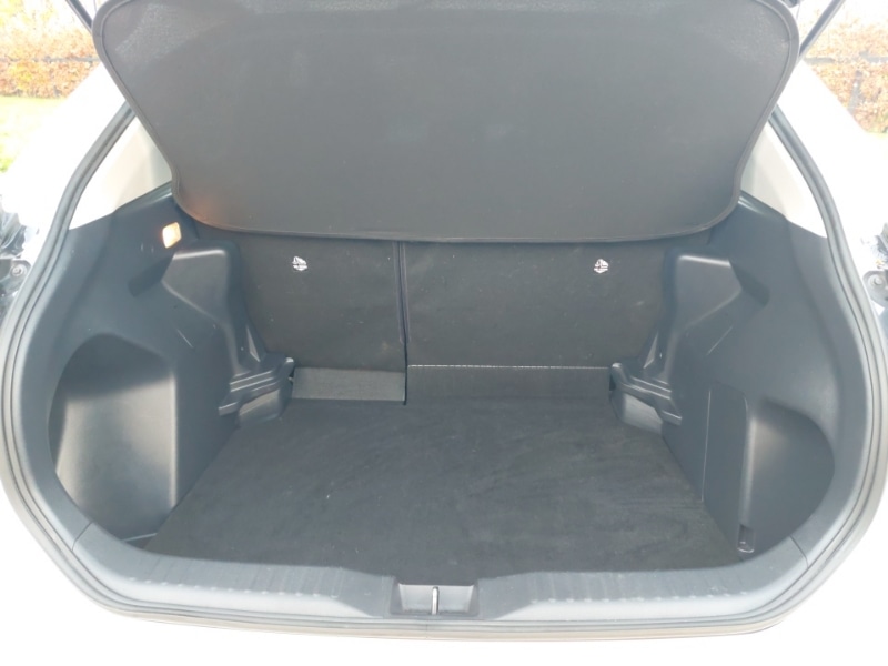 Used Toyota Yaris Cross 2022 for sale - 76959229: Photo 8