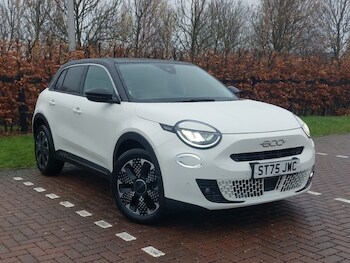 Used Fiat 600 2025 for sale - 76834395: Photo